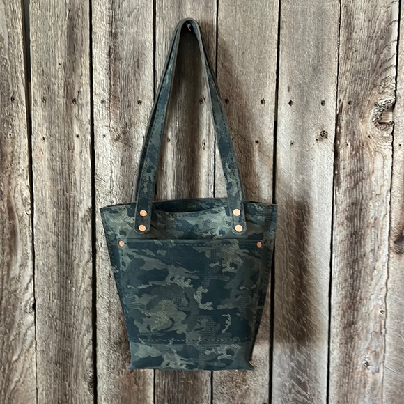 Handmade Leather Camouflage Tote Bag - Picture 3 of 12